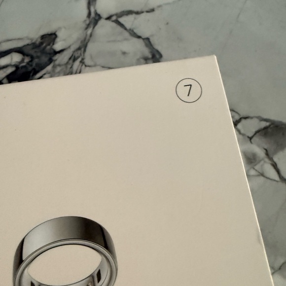 Oura Silver Ring 4 - Picture 3 of 3